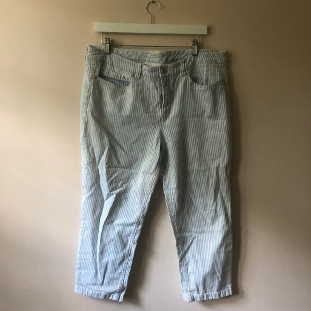 Jones New York Sport Seer Sucker Capris